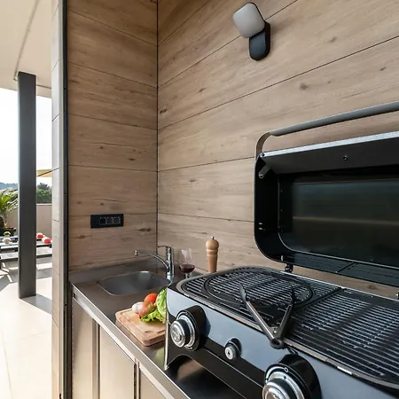 Penthouse Majestic *