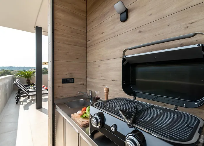 Penthouse Majestic *