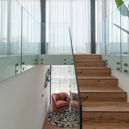 Penthouse Majestic